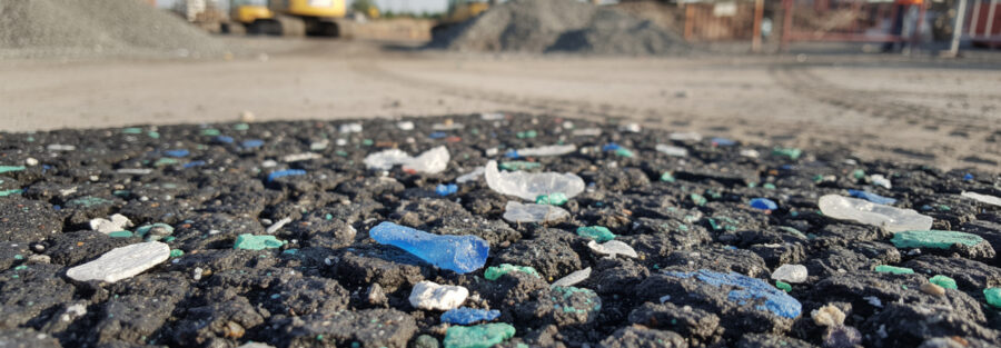 Innovación en el asfalto con plásticos reciclados para carreteras más duraderas
